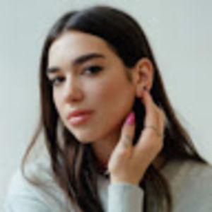 Meet your Posher, Daniela